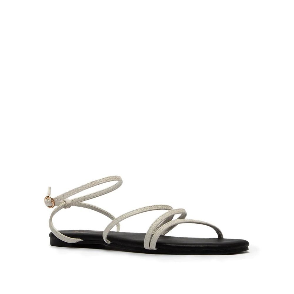 NWT!! Basic White and Black Ankle strap sandals - Picture 5 of 5